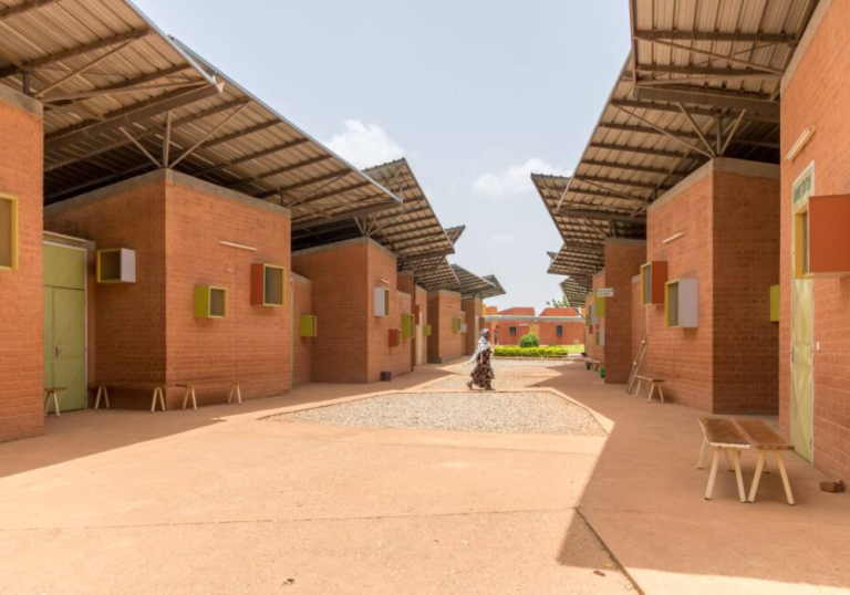 Léo Surgical Clinic and Health Centre @ Andrea Maretto